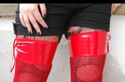 Profil von: redJosi - public spanking, frau dame popo