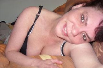 Profil von: Celina35 - blow job girl, taetowierte cam