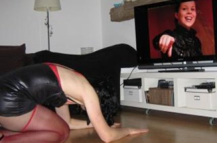 Profil von: NOTGEILundDIRTY - schwule callboys, maenner parkplatz sex
