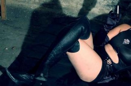 Profil von: LadyMonika - sex spanking, bondagegirl